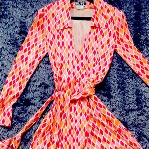 Vintage wrap dress, in mint condition. Classic style, stunning.